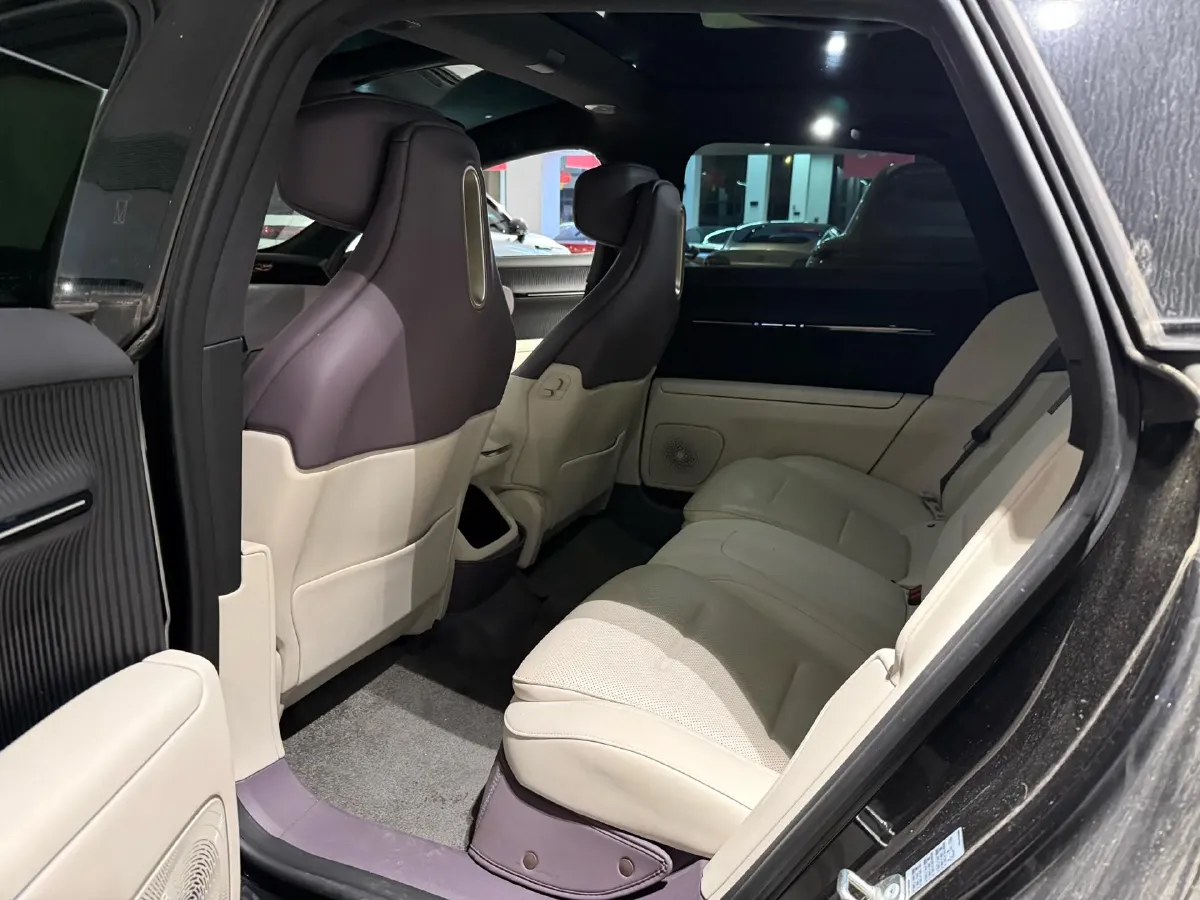 2024 Avatr 12 BEV 94.5KWH,autocango,china used car exporter,china ev exporter,chinese used car exporter,chinese used ev exporter