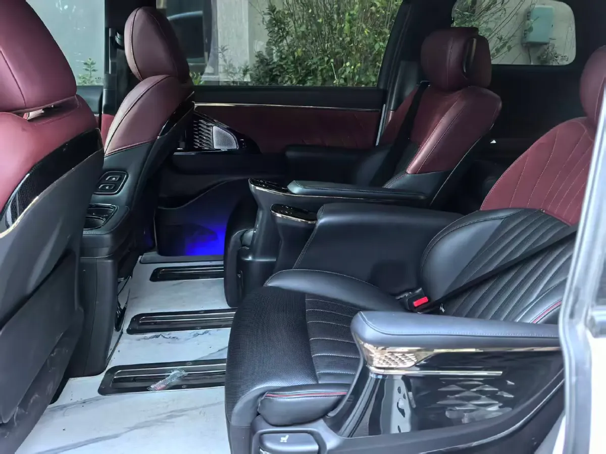 2023 GAC Trumpchi M8 2.0T 190HP L4 E-CVT Hybrid,autocango,china used car exporter,china ev exporter,chinese used car exporter,chinese used ev exporter