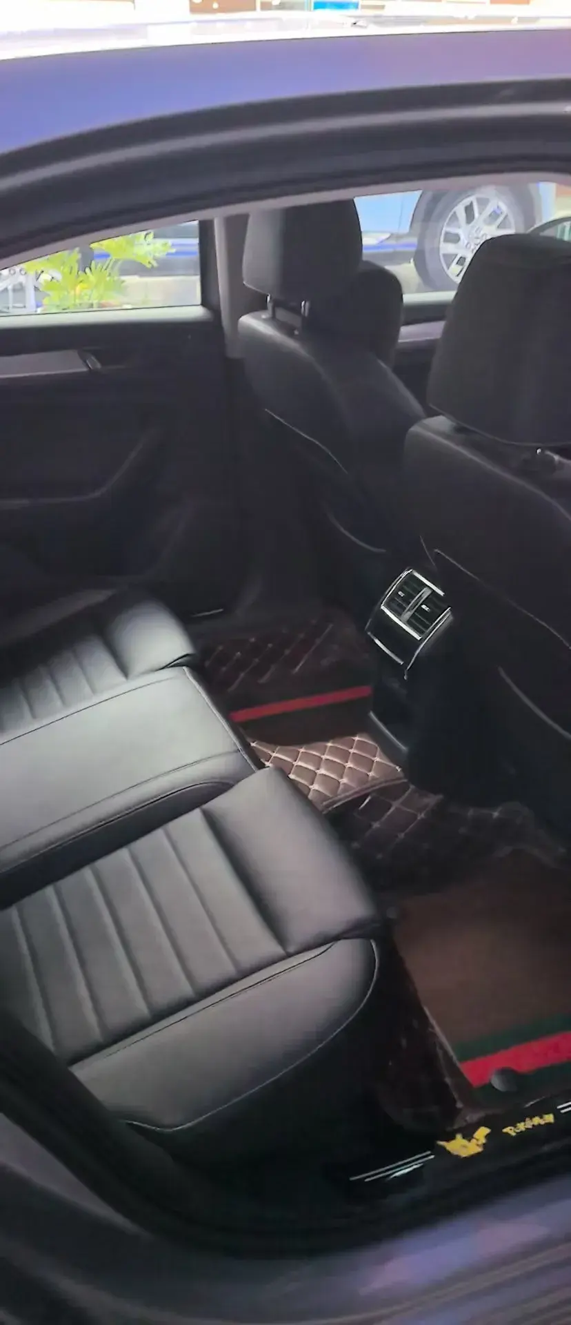 2019 SKODA SUPERB thumbnail 3