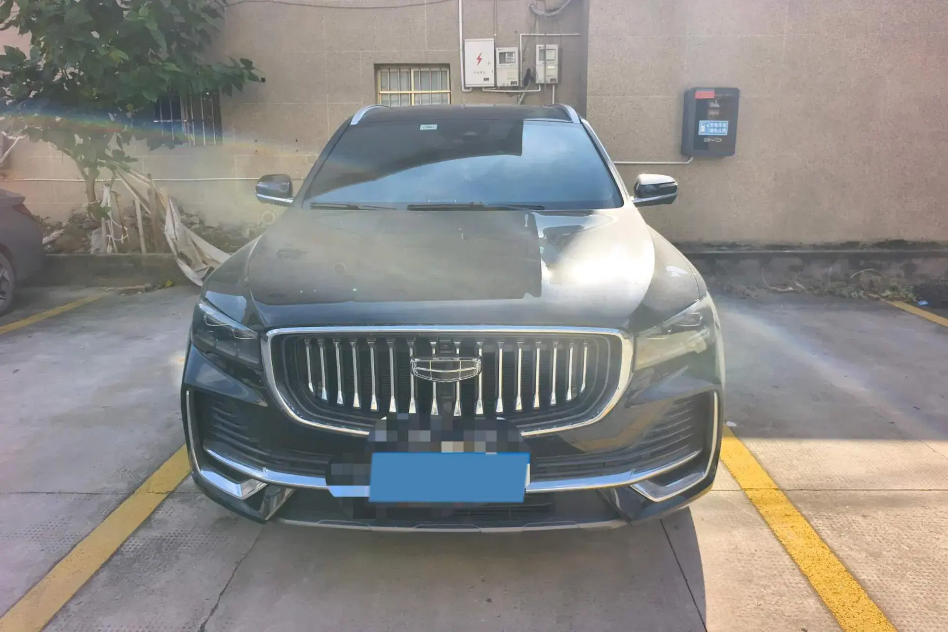 2025 GEELY MONJARO thumbnail 2