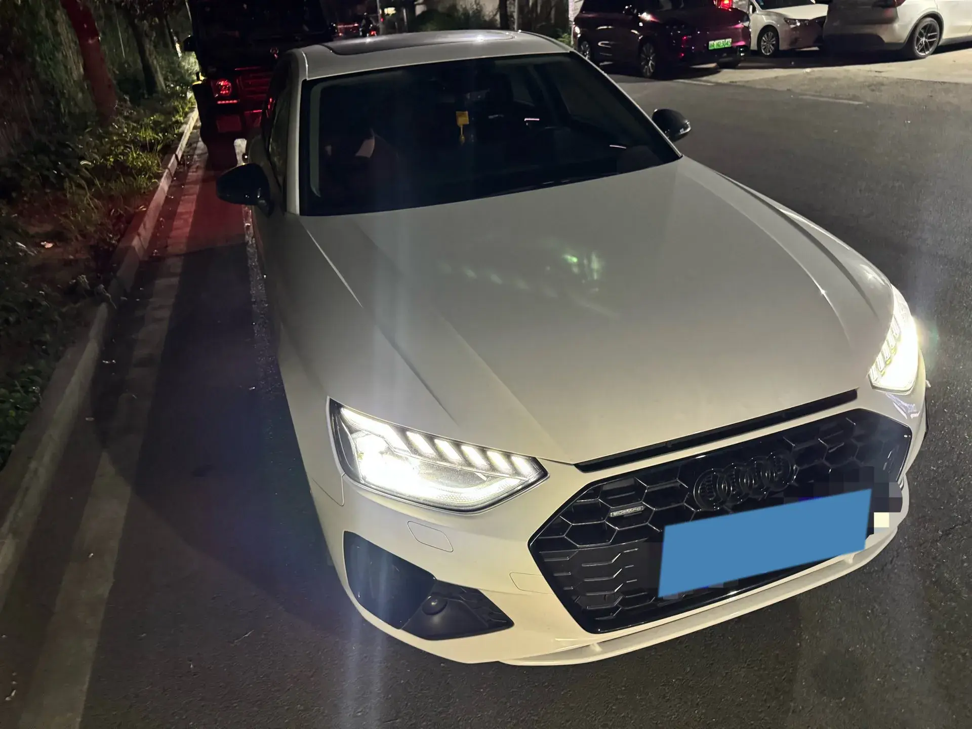 2020 AUDI A4L thumbnail 2