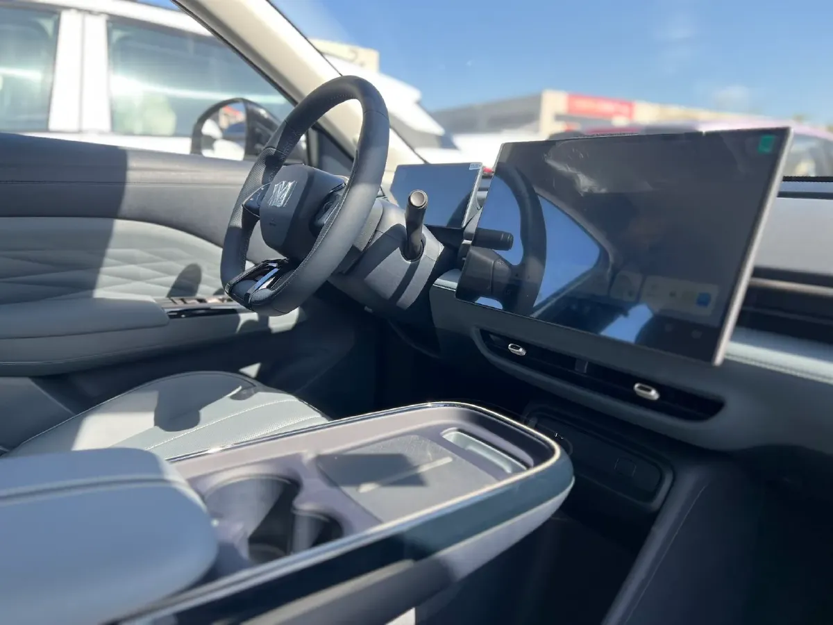 2025 ARCFOX T1 BEV,autocango,china used car exporter,china ev exporter,chinese used car exporter,chinese used ev exporter