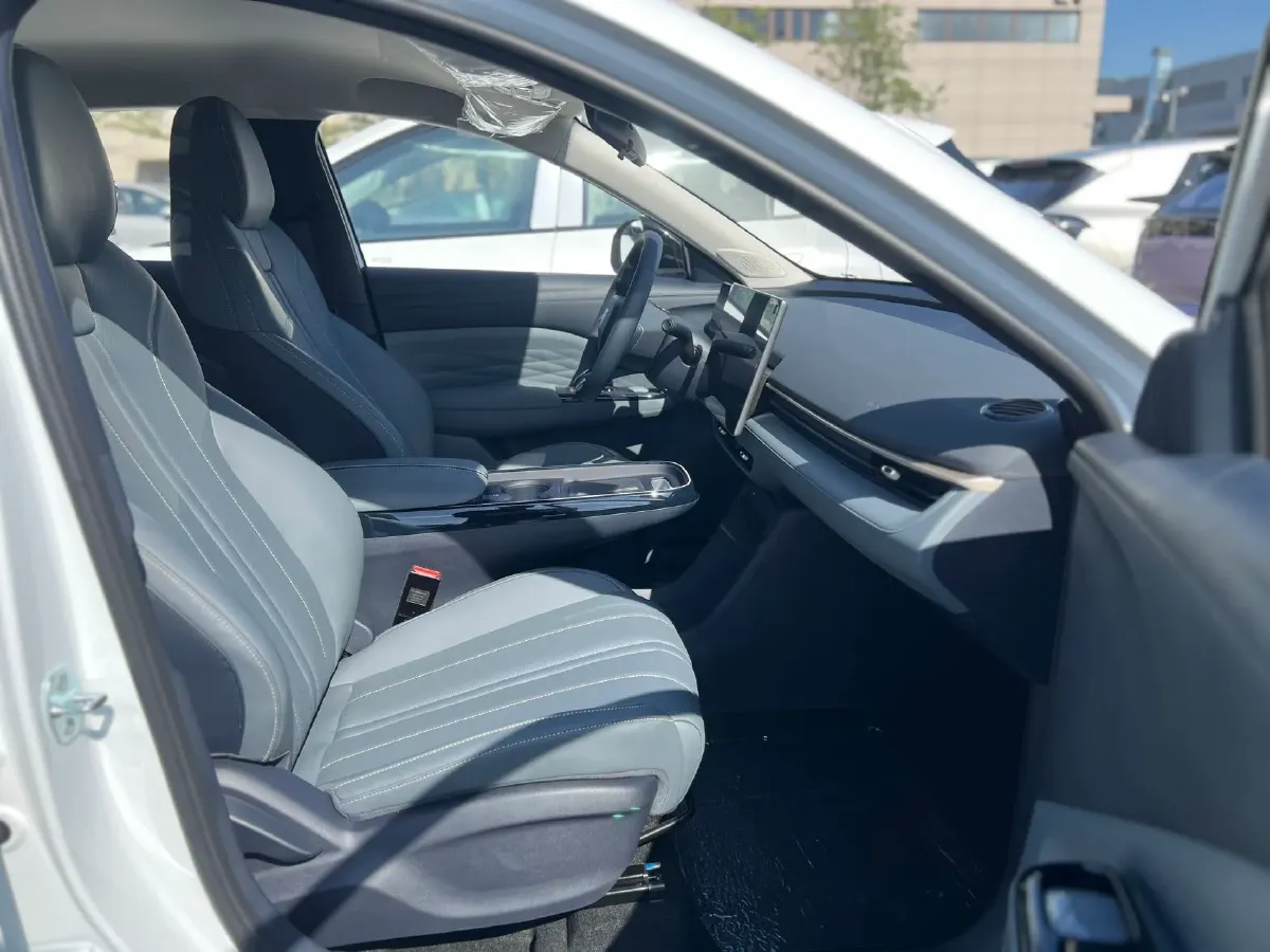 2025 ARCFOX T1 BEV,autocango,china used car exporter,china ev exporter,chinese used car exporter,chinese used ev exporter