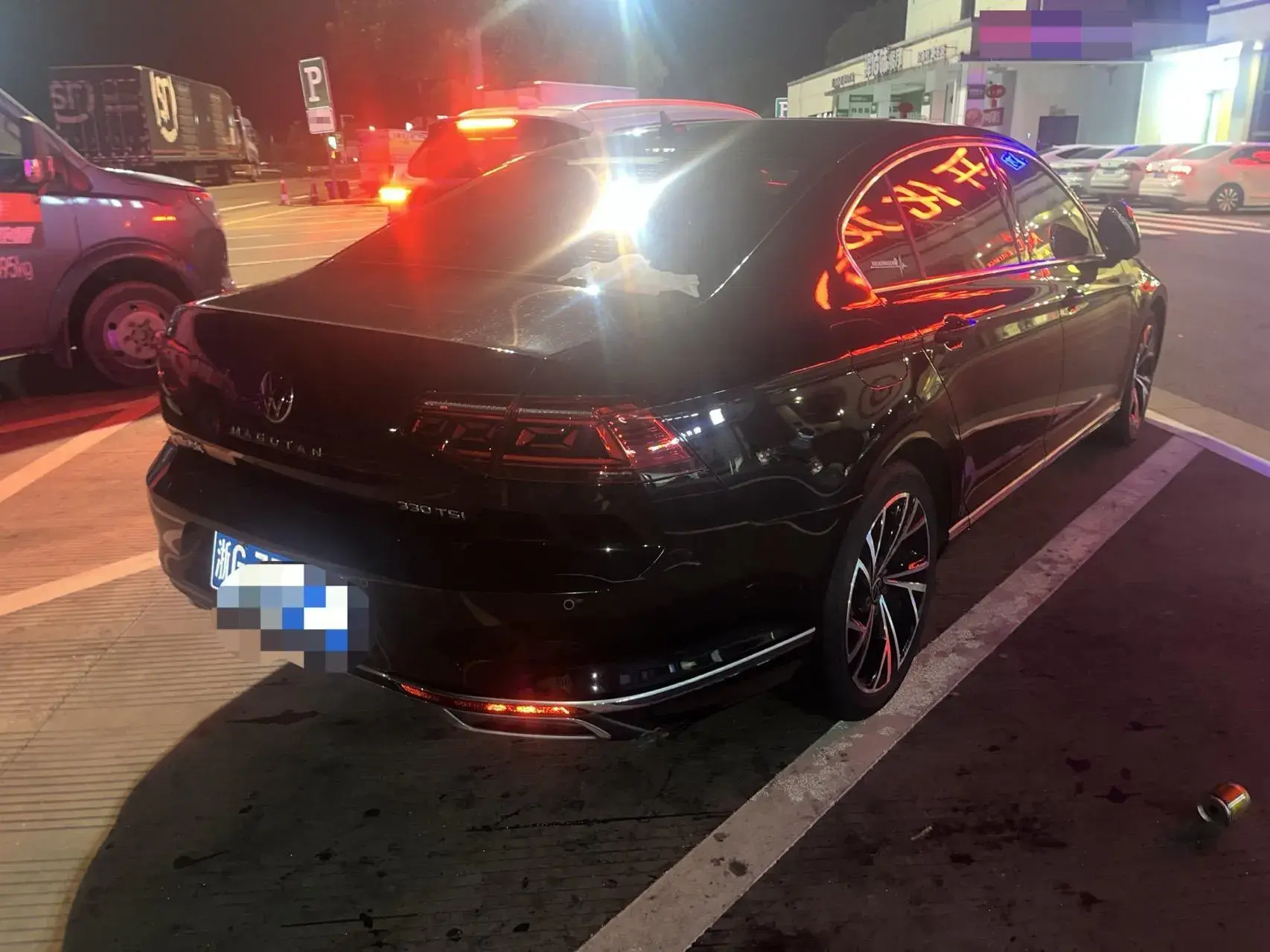 2020 VOLKSWAGEN MAGOTAN thumbnail 2