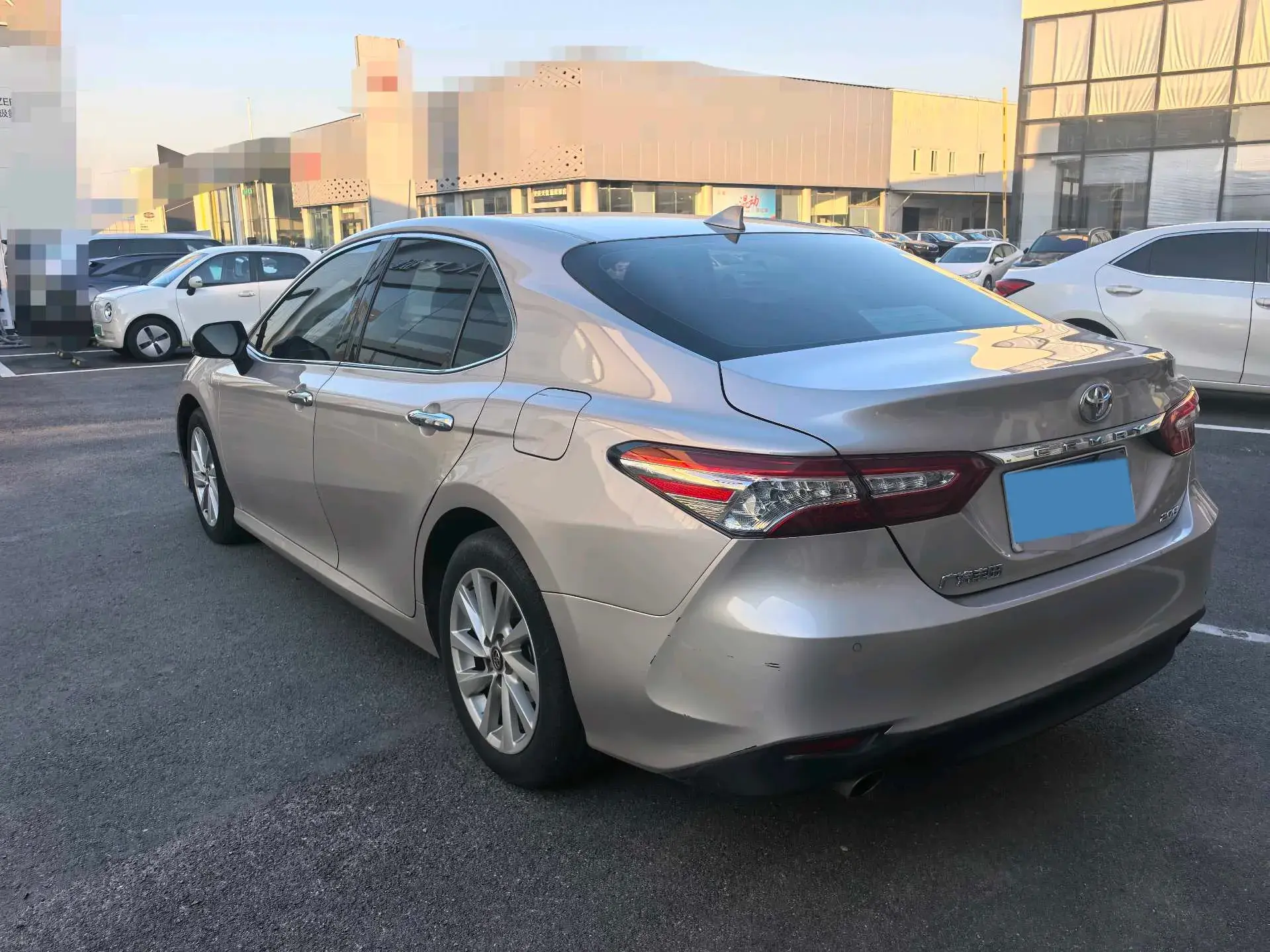 2021 TOYOTA CAMRY thumbnail 4