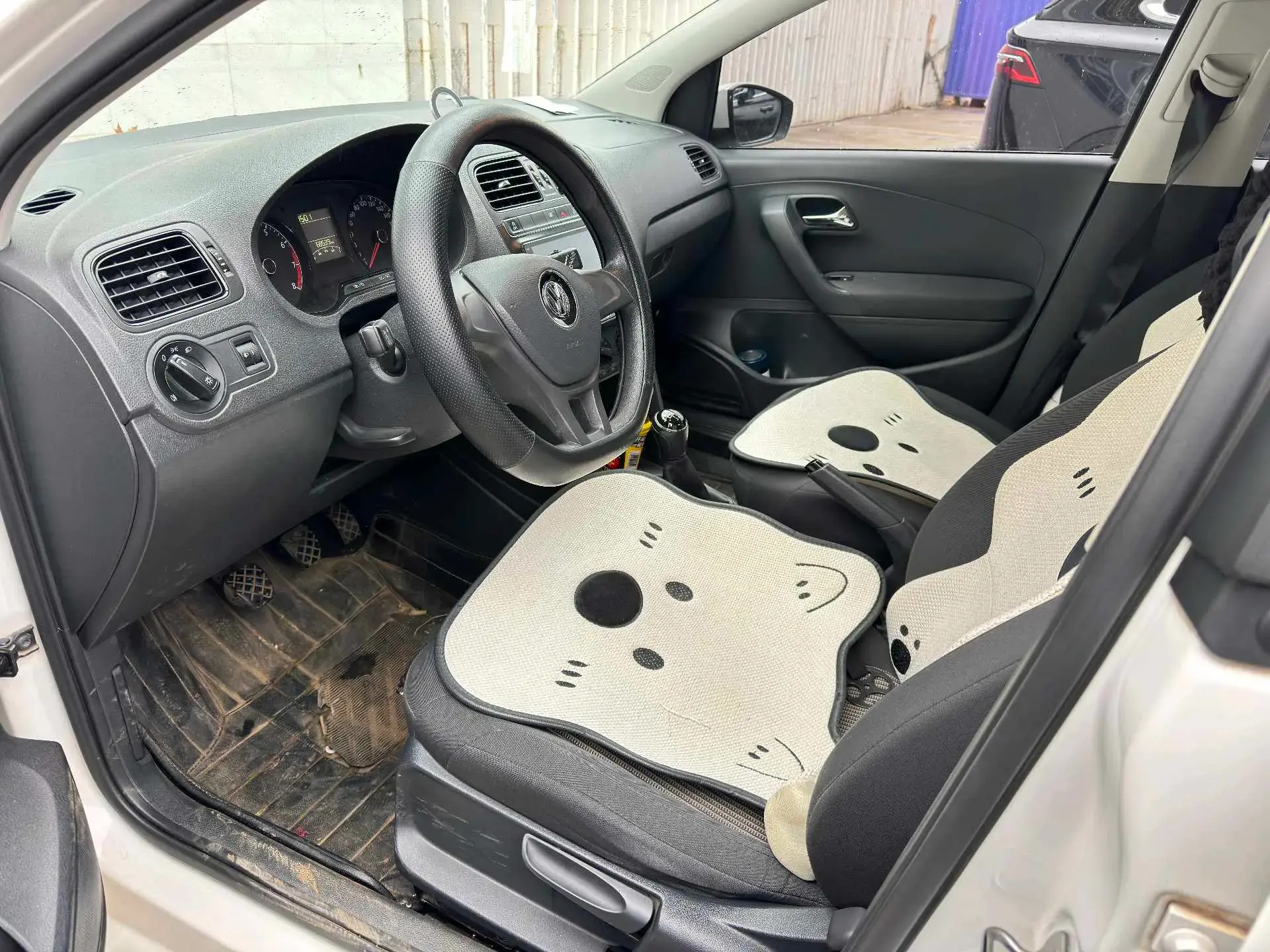 2018 VOLKSWAGEN POLO thumbnail 2