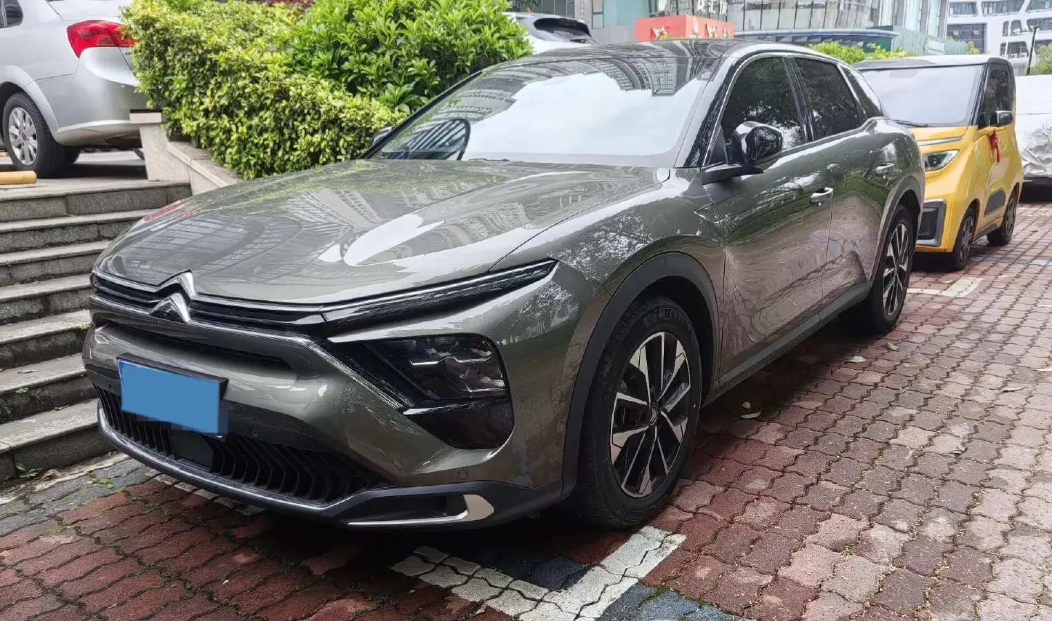 2023 Citroen C5 X 1.6T 175HP L4 8AT