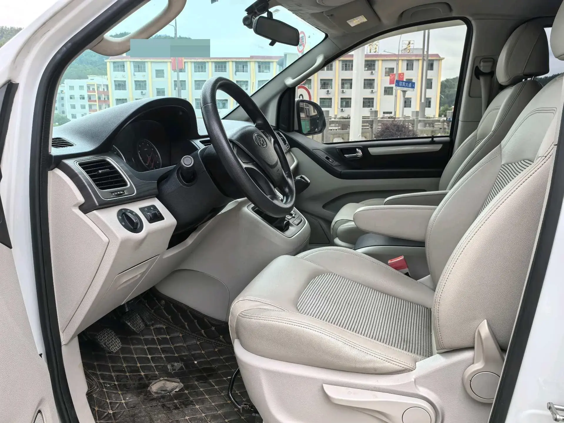 2018 MAXUS G10 thumbnail 4