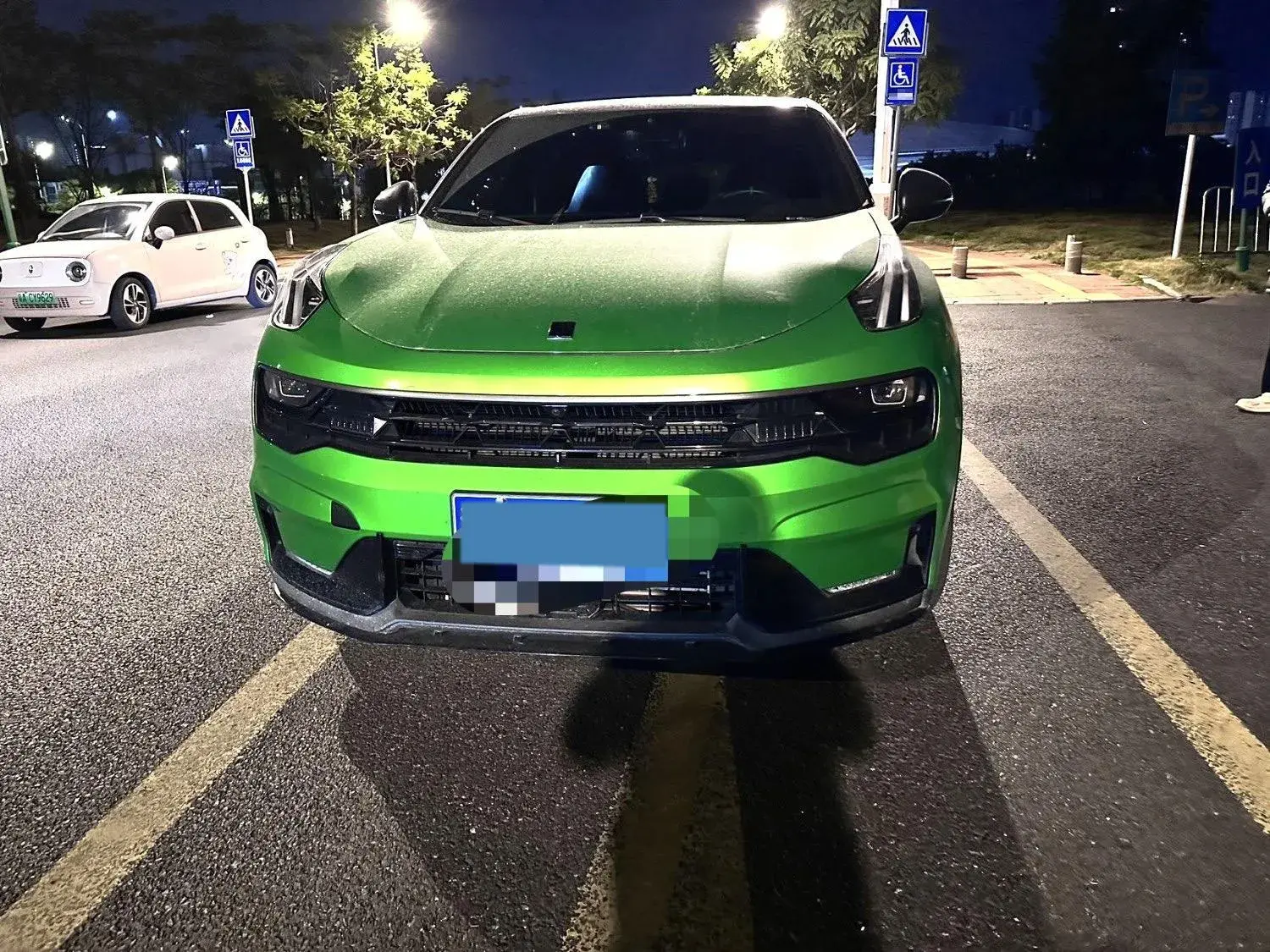 2022 LYNK&CO 05 thumbnail 2