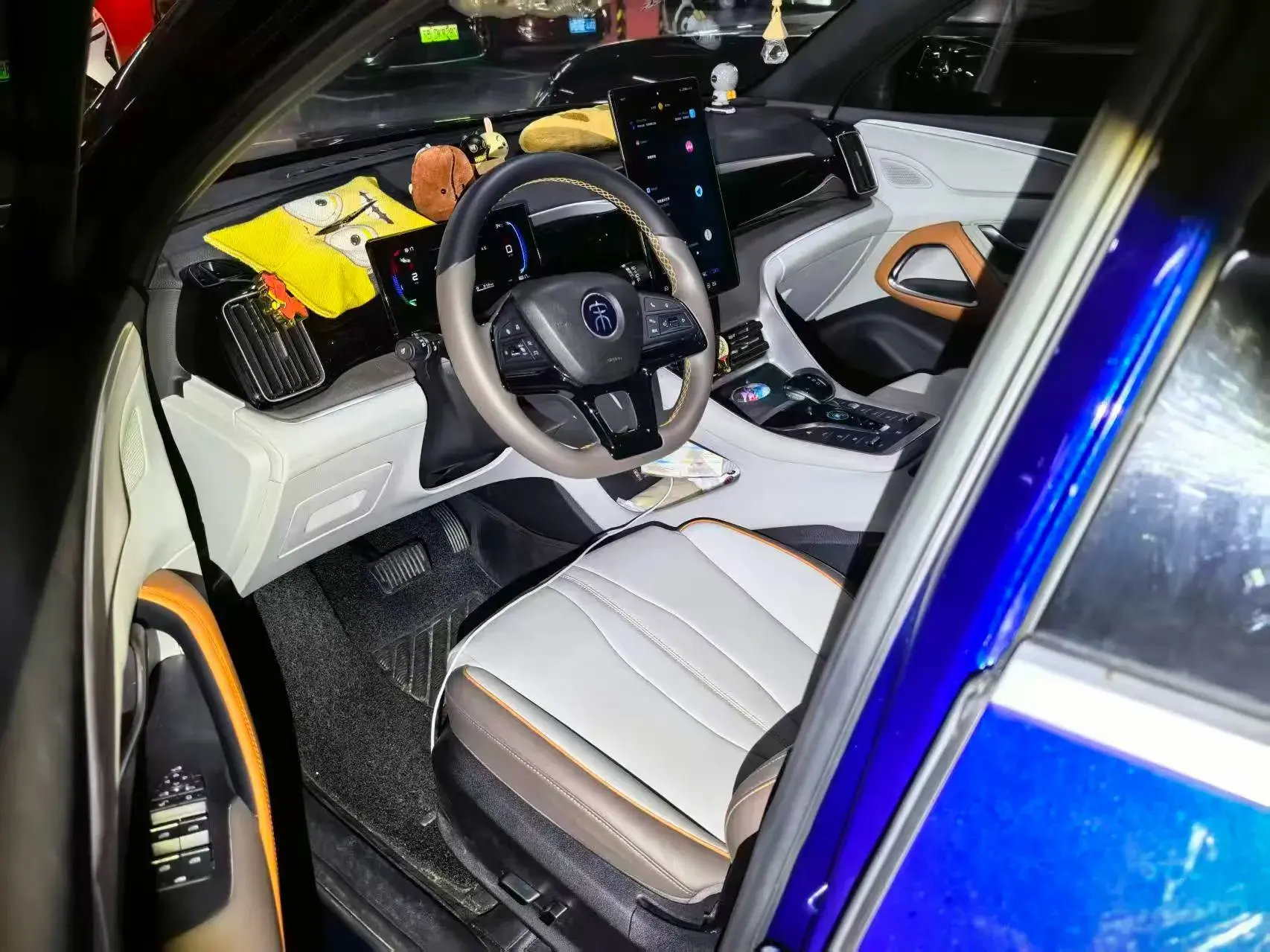 2022 BYD SONG thumbnail 4