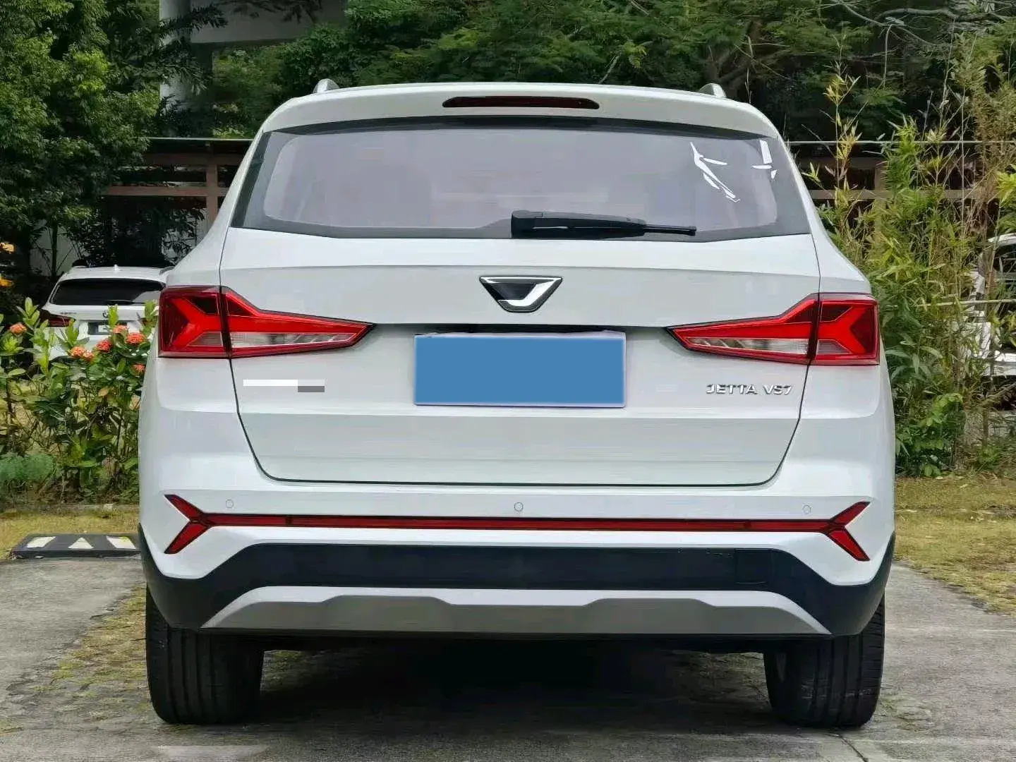 2022 JETTA VS7 thumbnail 4