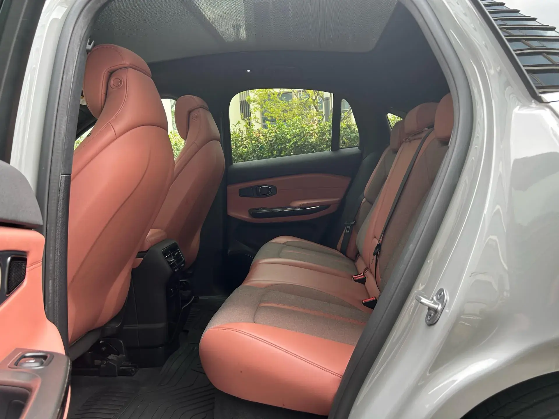 2020 NIO EC6 thumbnail 4