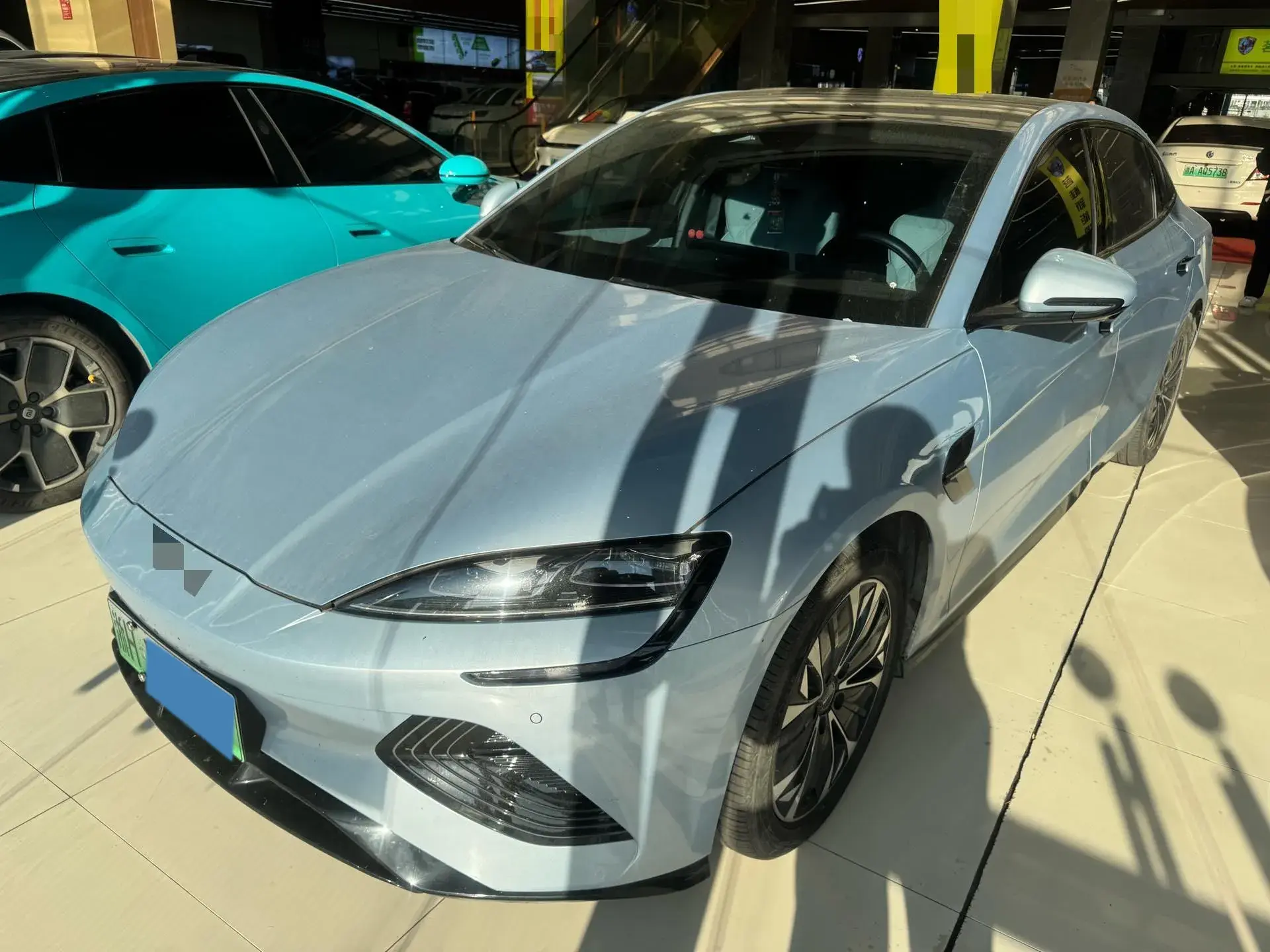 2022 BYD SEAL view 1