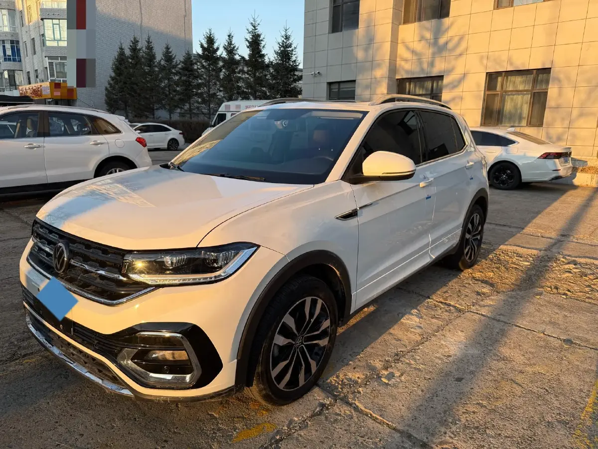 2021 Volkswagen Tacqua 1.4T 150HP L4 7DCT