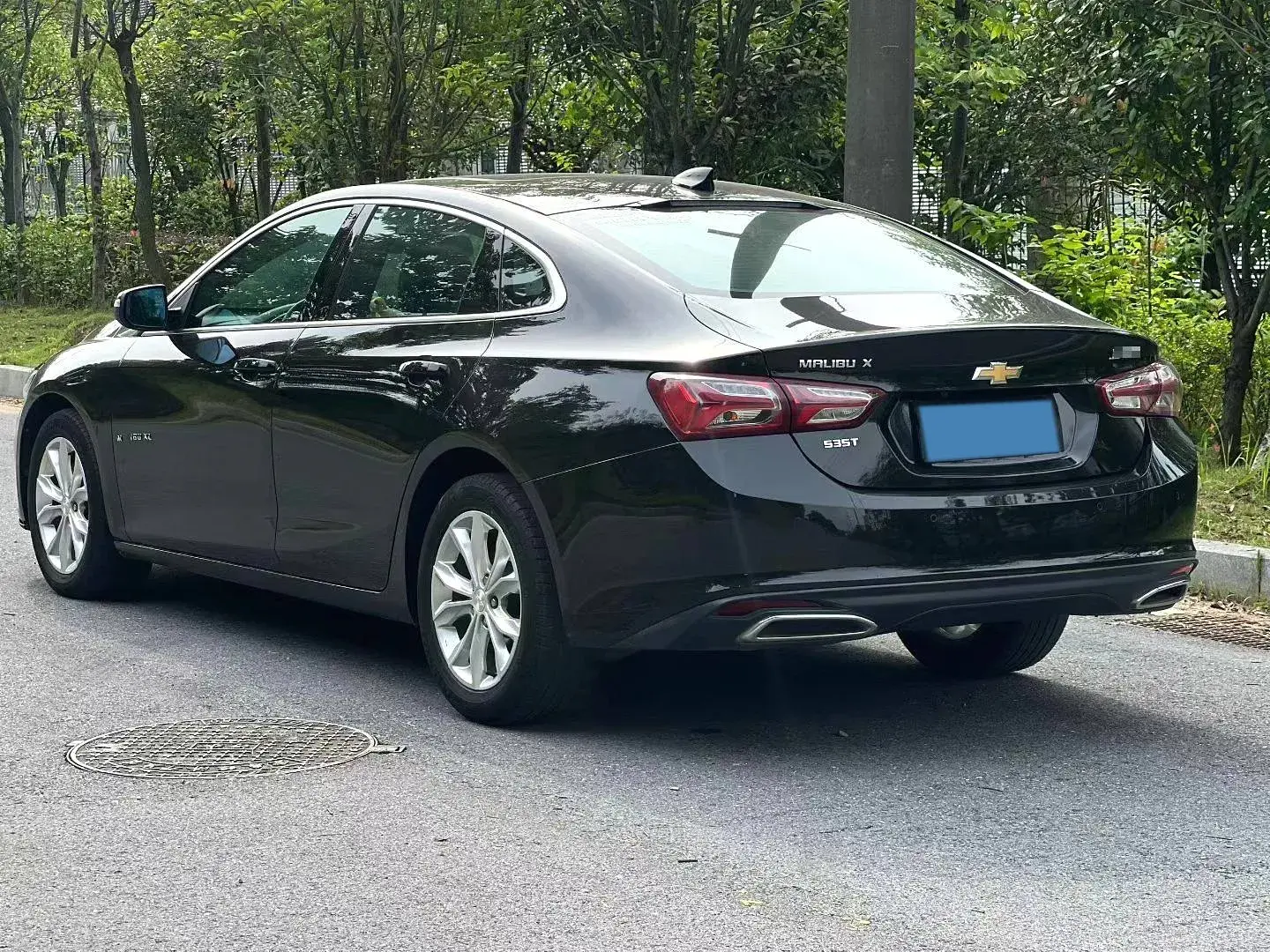 2021 CHEVROLET MALIBU thumbnail 4