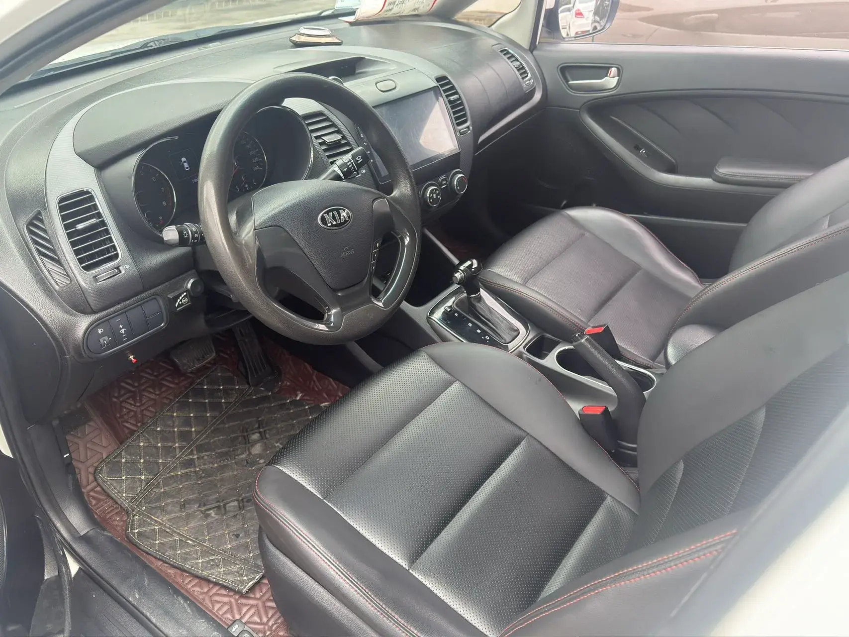 2016 KIA K3 thumbnail 3