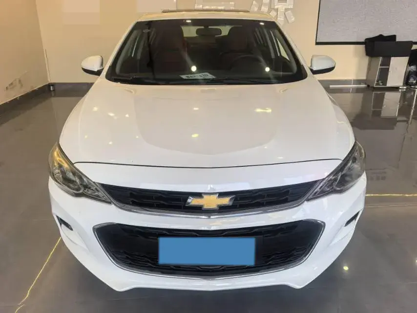 2019 CHEVROLET CAVALIER thumbnail 2