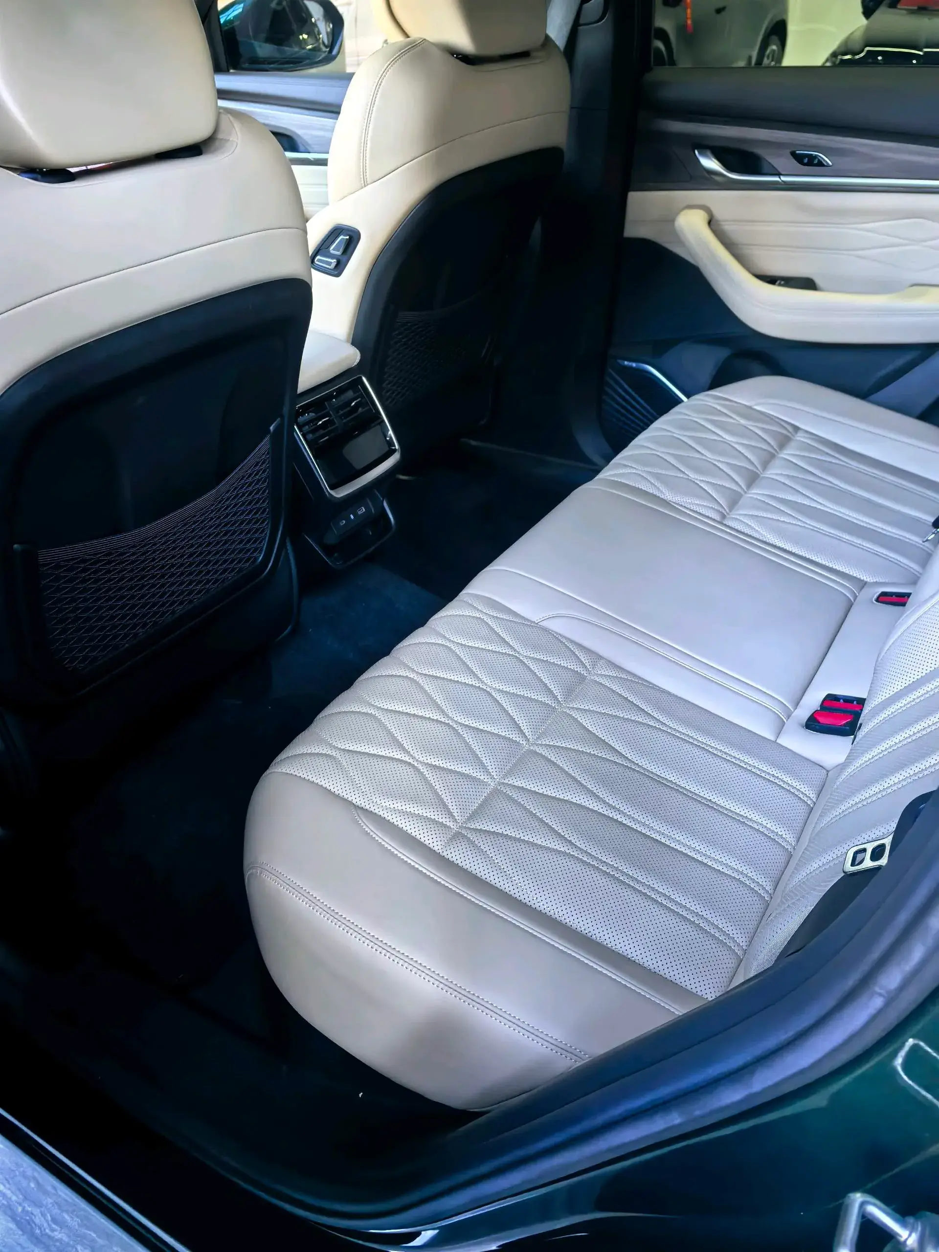 2025 GEELY MONJARO thumbnail 4