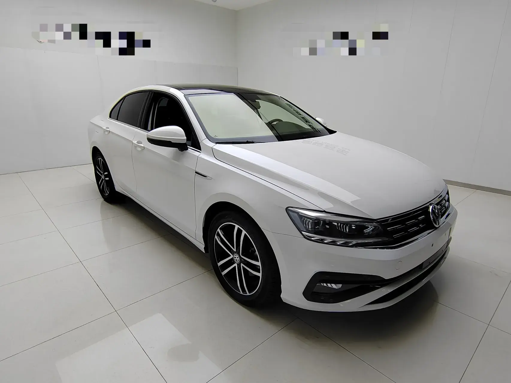 2021 VOLKSWAGEN LAMANDO thumbnail 3