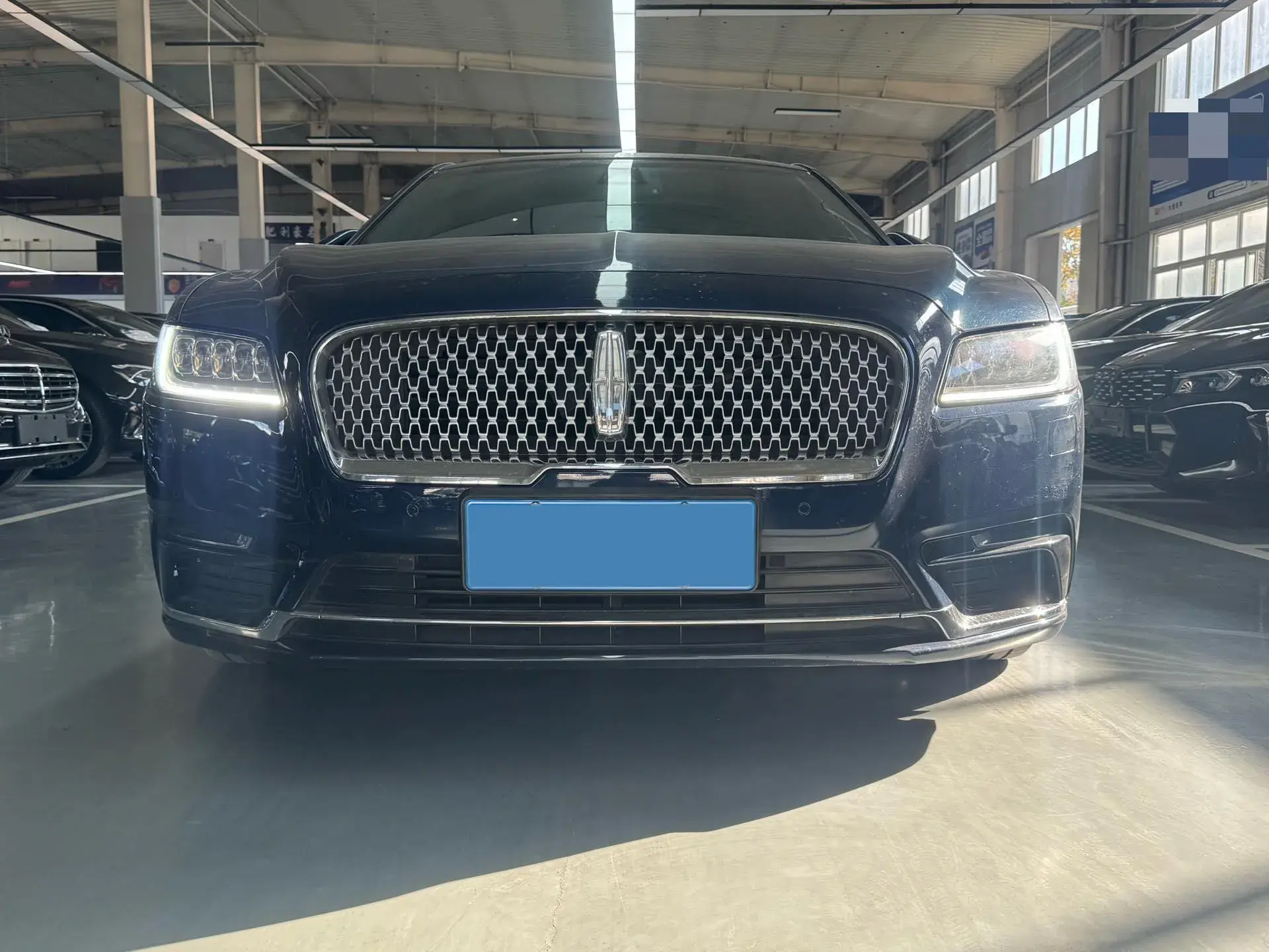 2017 LINCOLN CONTINENTAL thumbnail 3