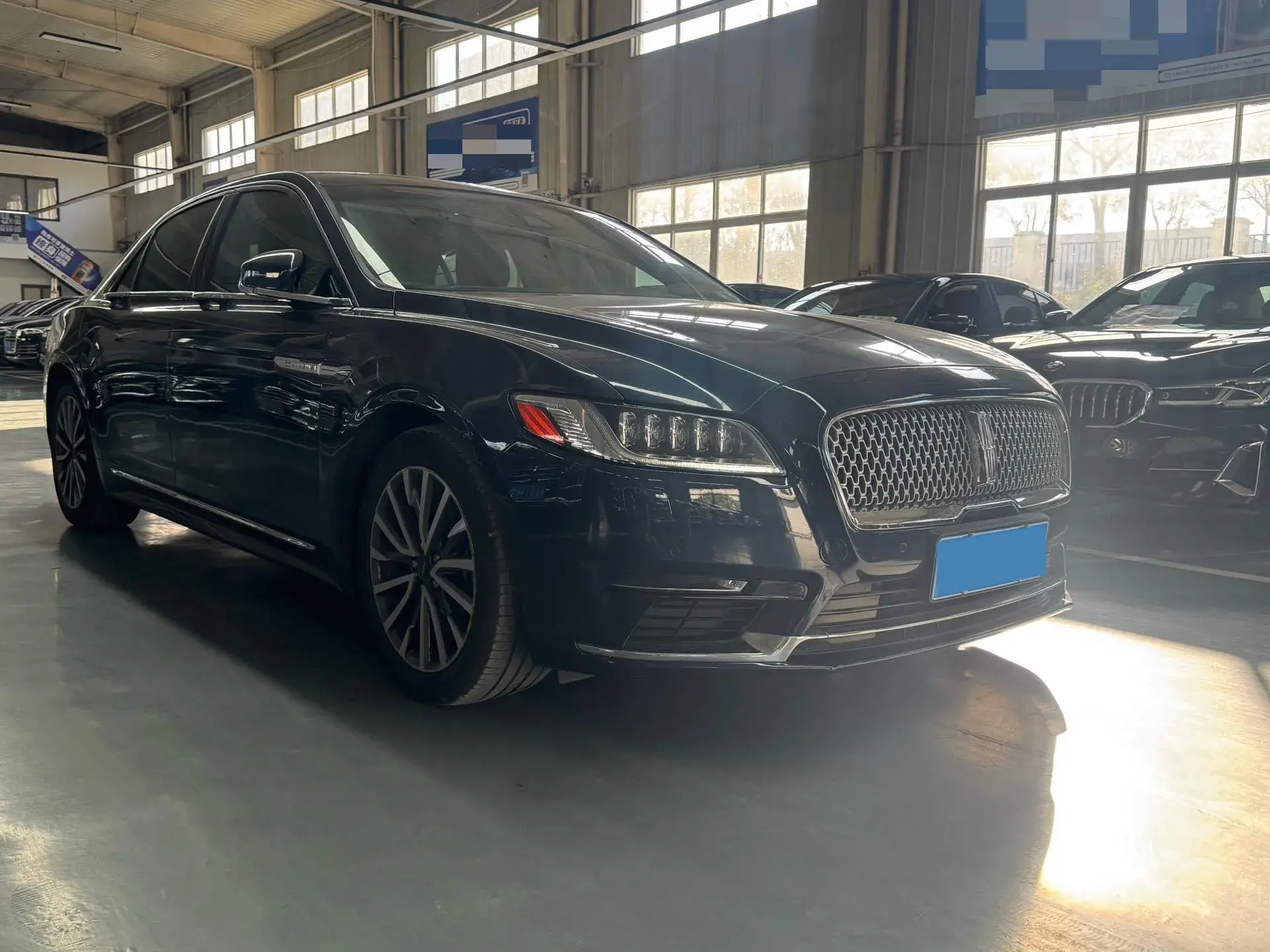 2017 LINCOLN CONTINENTAL thumbnail 2