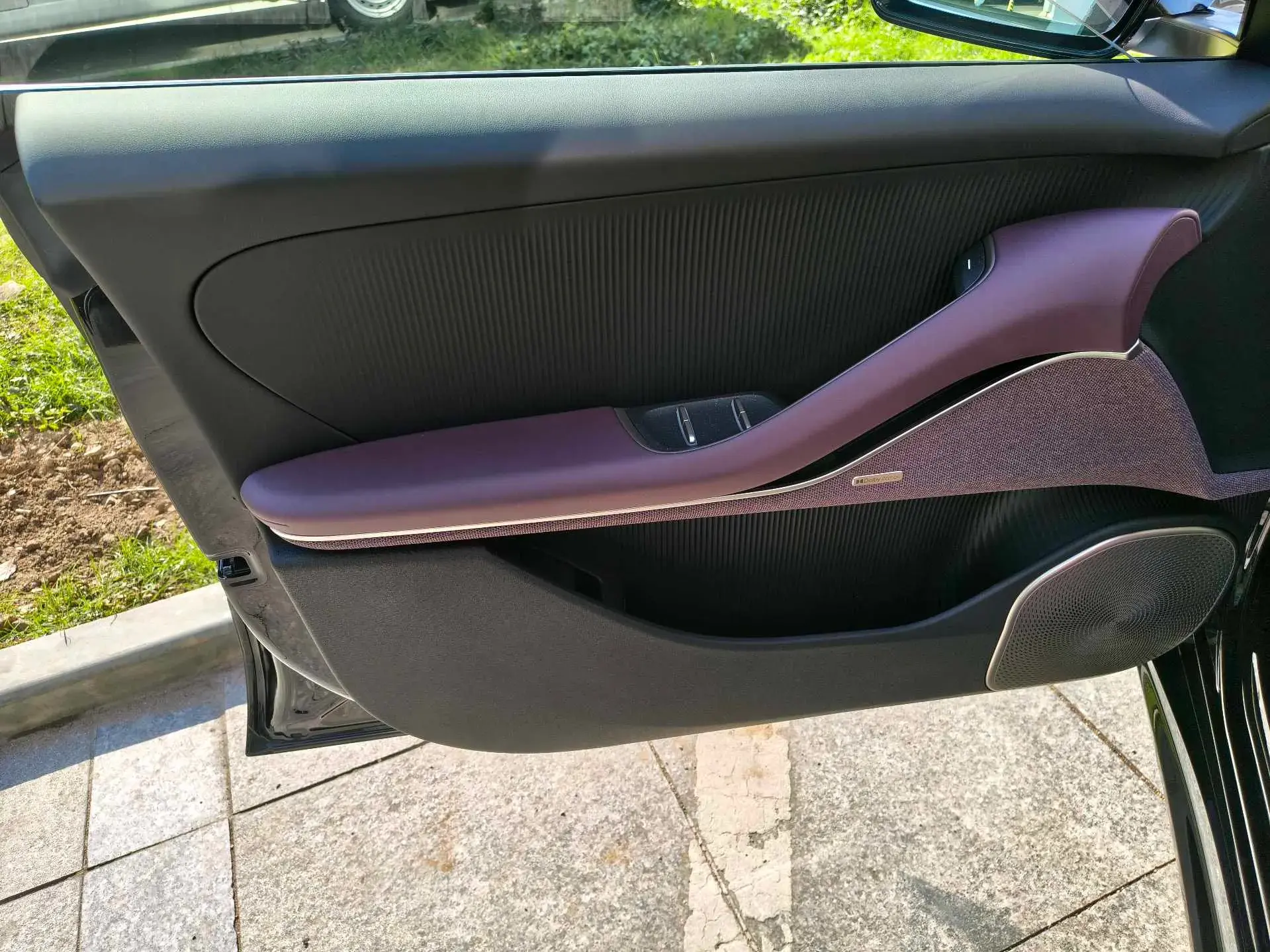 2024 NIO ET5T thumbnail 4