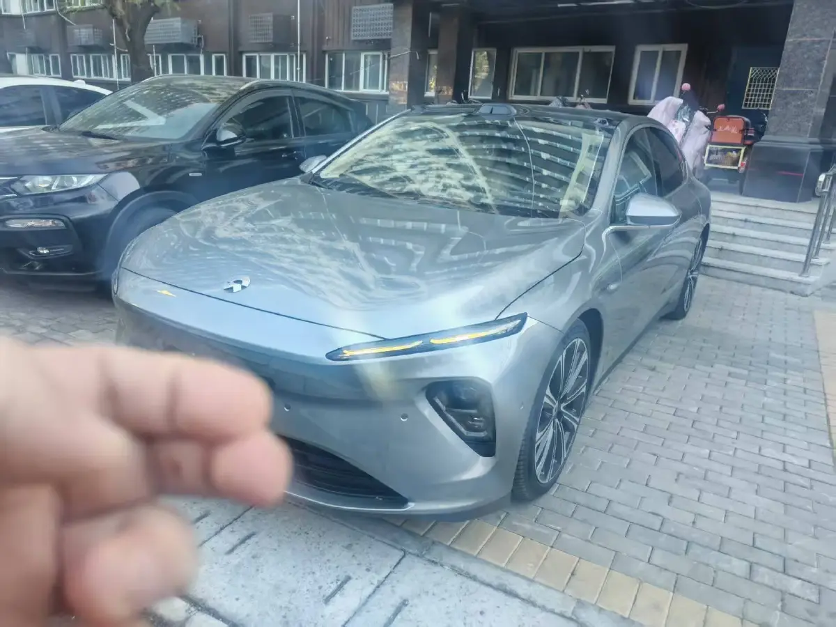 2024 NIO ET7 BEV 75KWH