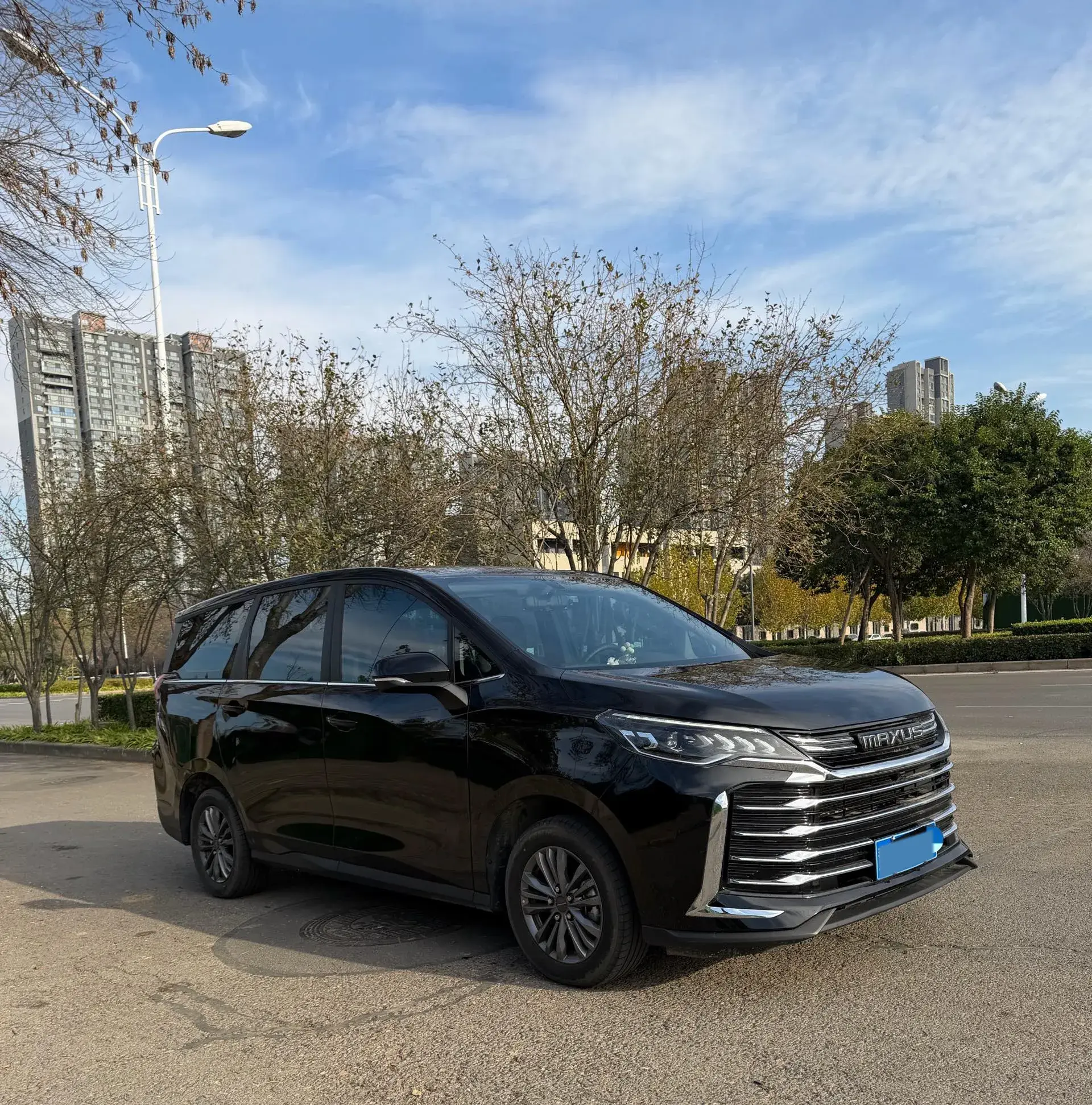 2023 MAXUS G50 thumbnail 3