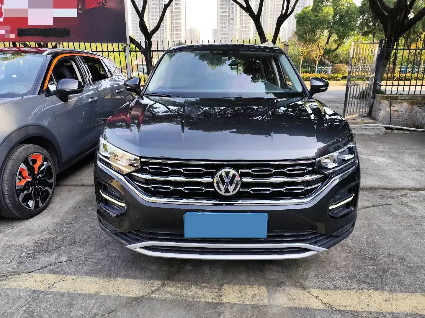 2019 VOLKSWAGEN TAYRON thumbnail 2