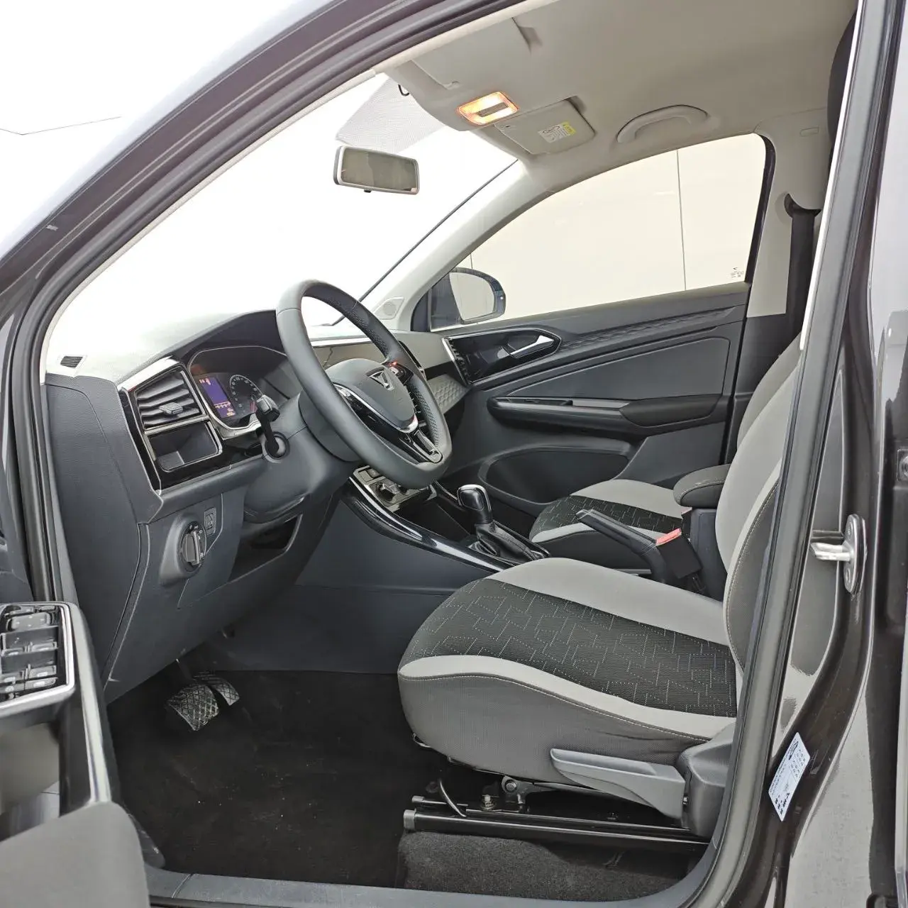 2021 JETTA VS5 thumbnail 4