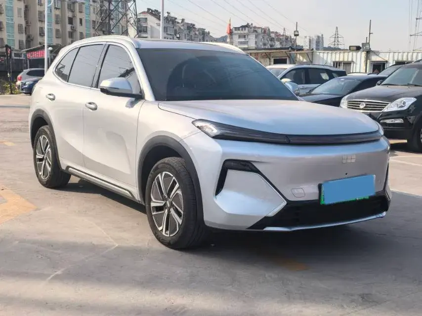 2025 GEELY GALAXY thumbnail 2