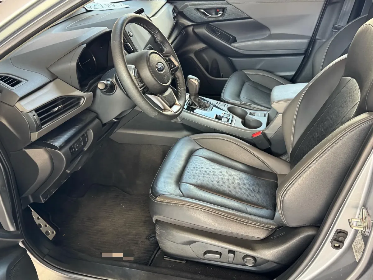 2024 Subaru Crosstrek 2.5L 169HP H4 CVT,autocango,china used car exporter,china ev exporter,chinese used car exporter,chinese used ev exporter