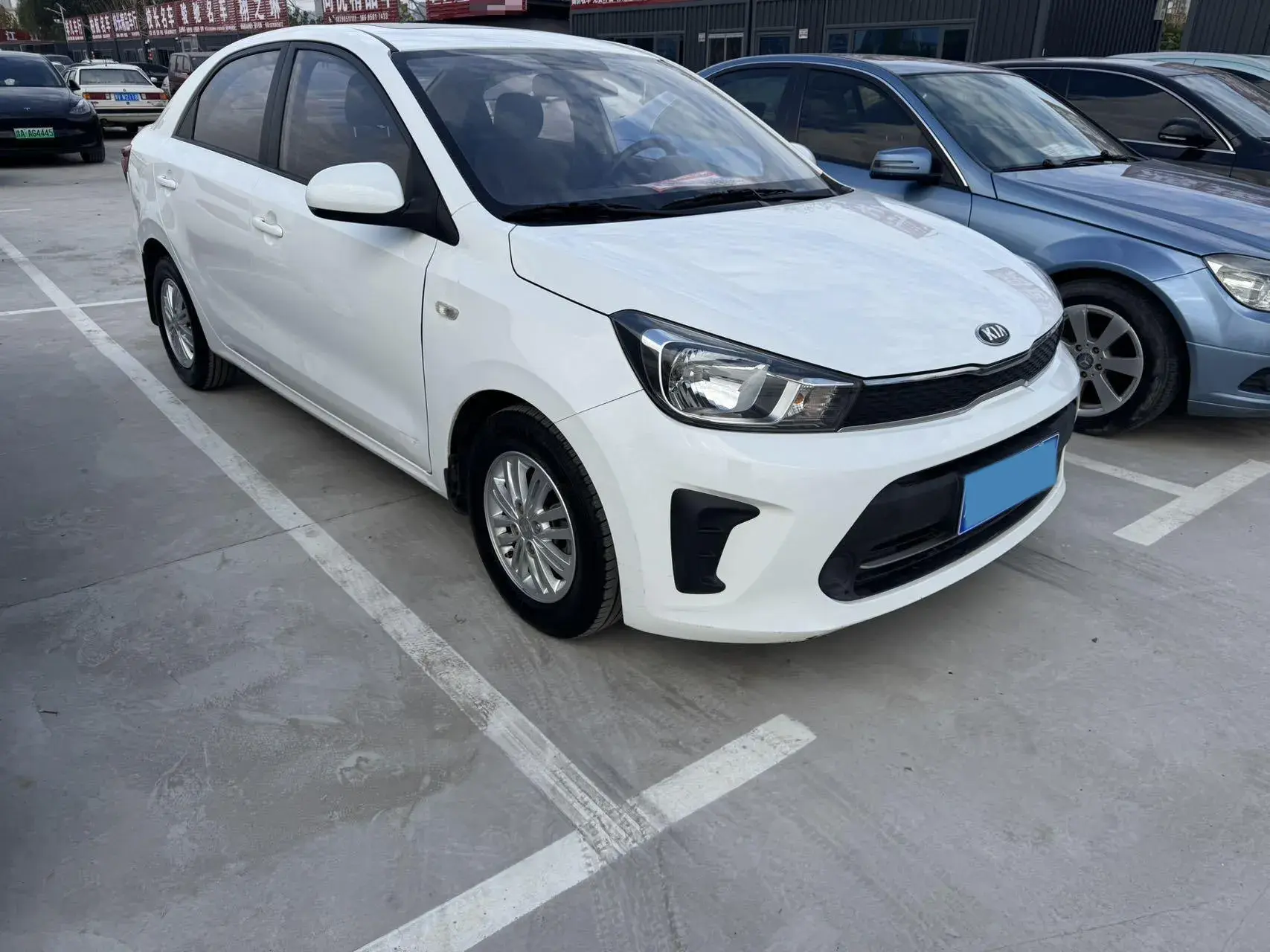 2020 KIA PEGAS thumbnail 2