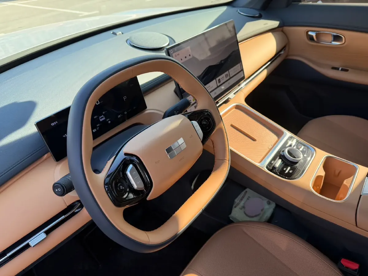 2025 Geely Galaxy Starship 7 1.5L 112HP L4 1DHT PHEV 8.5KWH,autocango,china used car exporter,china ev exporter,chinese used car exporter,chinese used ev exporter