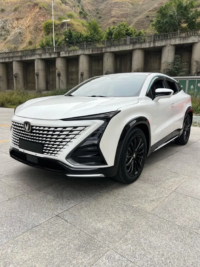 2023 ChangAn UNI-T 1.5T 188HP L4 7DCT