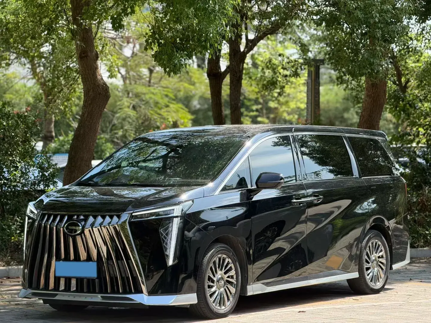 2023 GAC TRUMPCHI thumbnail 3