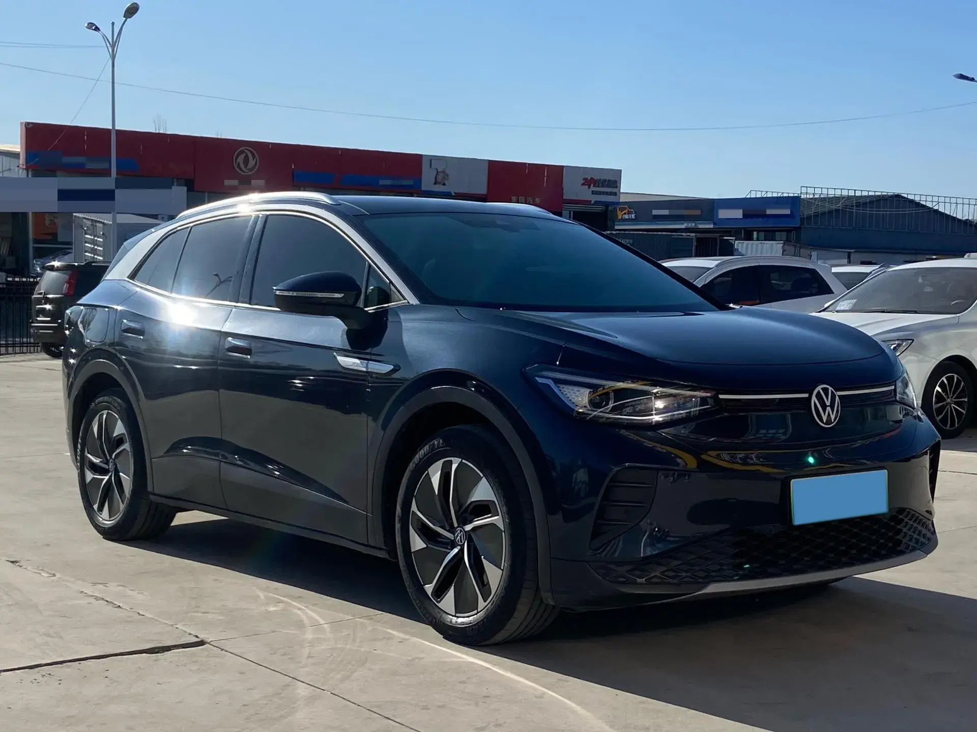 2022 VOLKSWAGEN ID.4 thumbnail 3