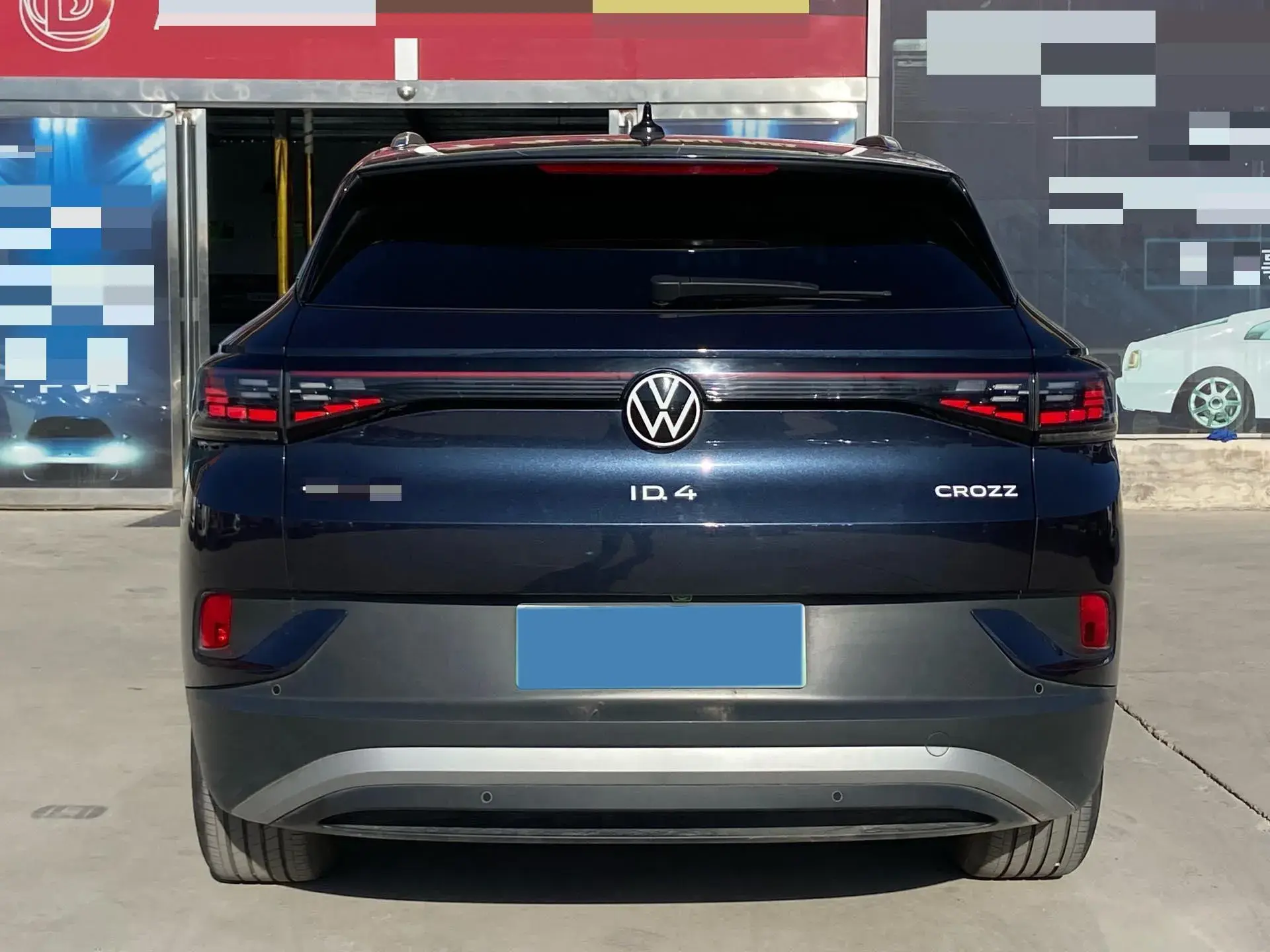 2022 VOLKSWAGEN ID.4 thumbnail 4