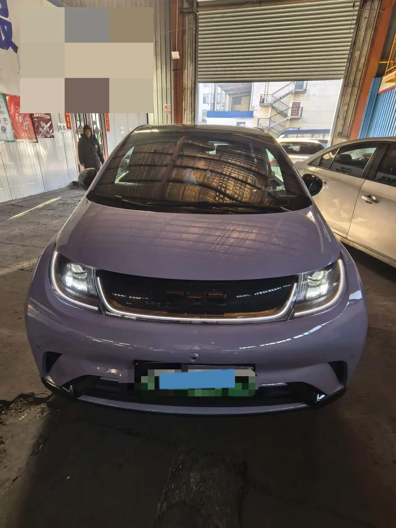 2023 BYD DOLPHIN thumbnail 2