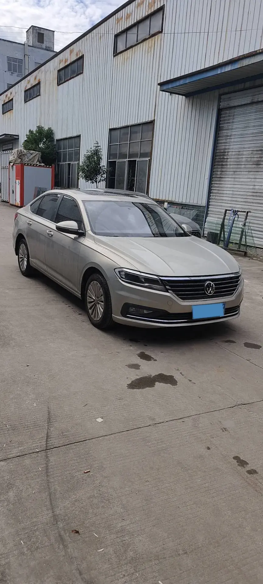 2019 VOLKSWAGEN LAVIDA thumbnail 3