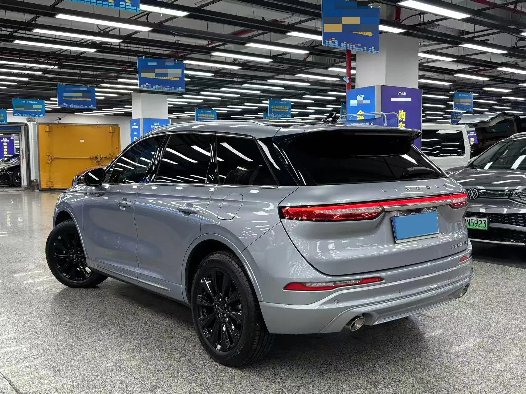 2022 LINCOLN CORSAIR thumbnail 4