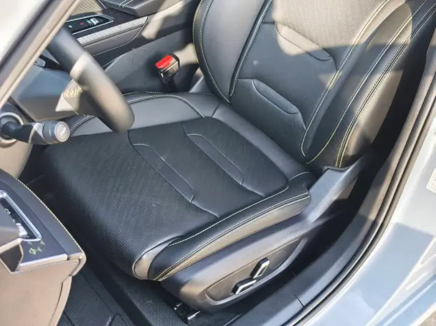 2023 GEELY PREFACE thumbnail 4