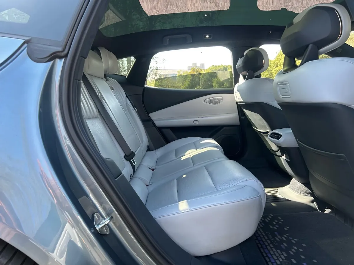 2025 LYNK&CO Z10 BEV 95KWH,autocango,china used car exporter,china ev exporter,chinese used car exporter,chinese used ev exporter