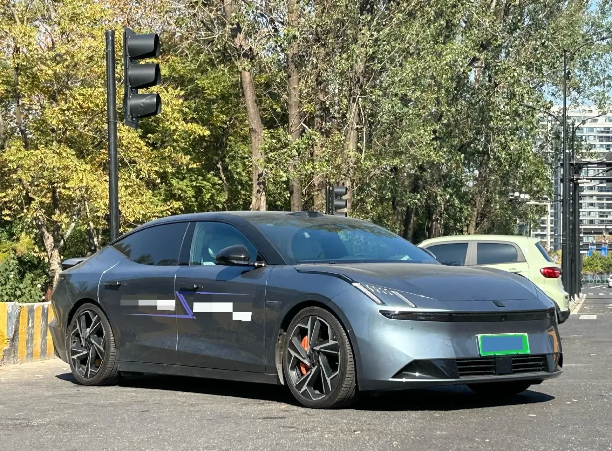 2025 LYNK&CO Z10 BEV 95KWH,autocango,china used car exporter,china ev exporter,chinese used car exporter,chinese used ev exporter