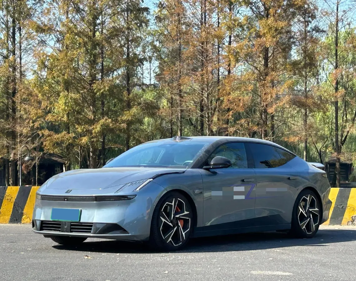 2025 LYNK&CO Z10 BEV 95KWH,autocango,china used car exporter,china ev exporter,chinese used car exporter,chinese used ev exporter