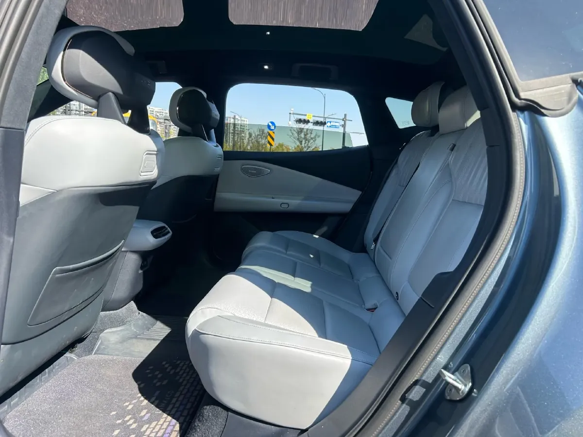 2025 LYNK&CO Z10 BEV 95KWH,autocango,china used car exporter,china ev exporter,chinese used car exporter,chinese used ev exporter