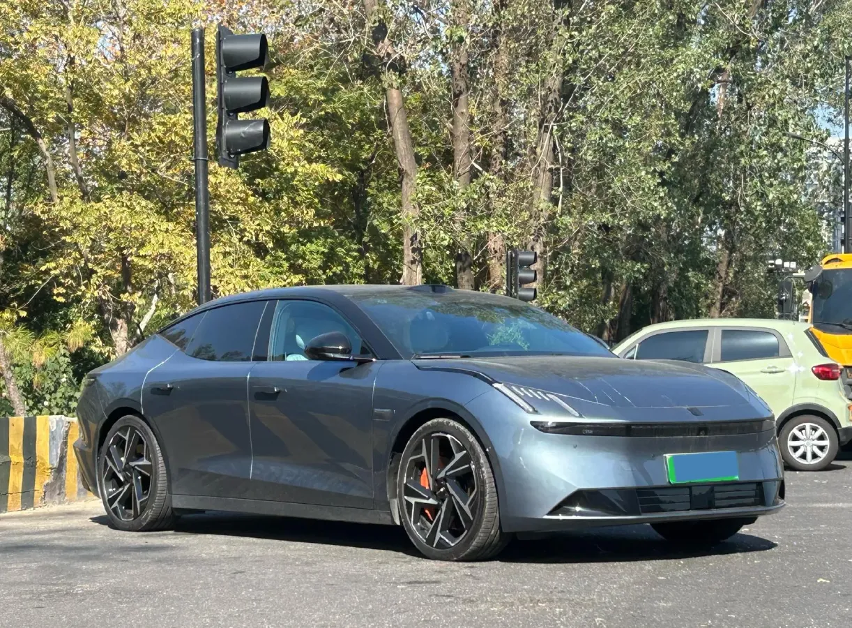 2025 LYNK&CO Z10 BEV 95KWH,autocango,china used car exporter,china ev exporter,chinese used car exporter,chinese used ev exporter