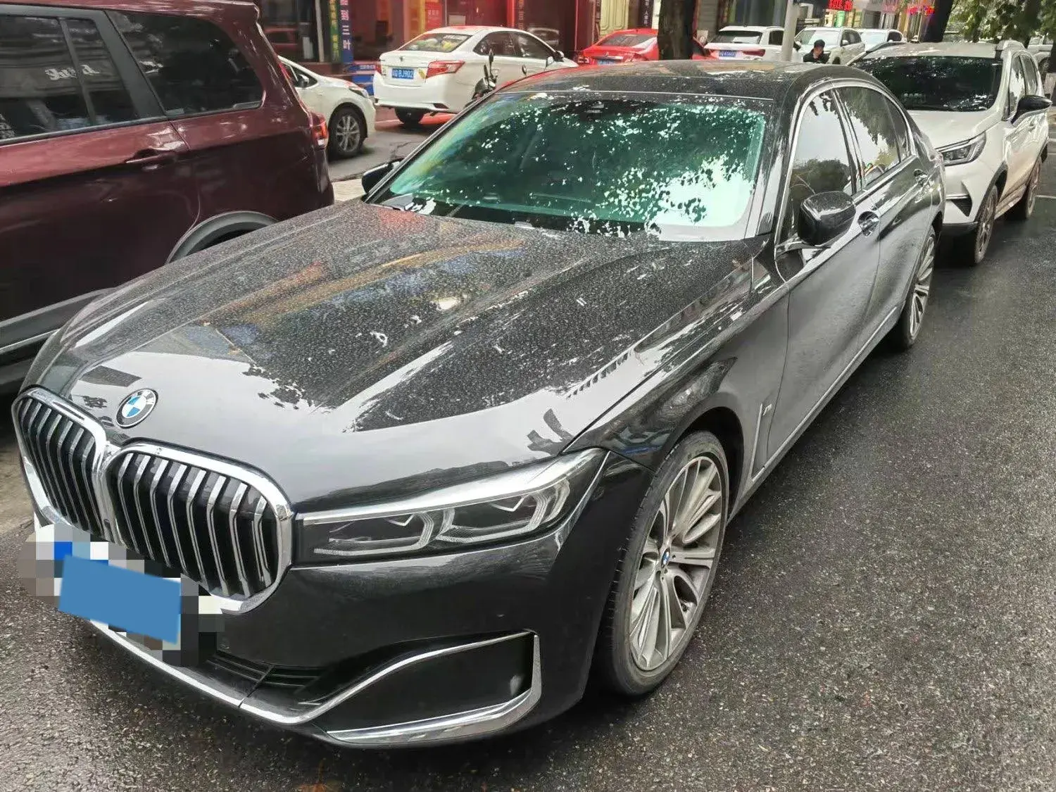 2021 BMW 7 view 1