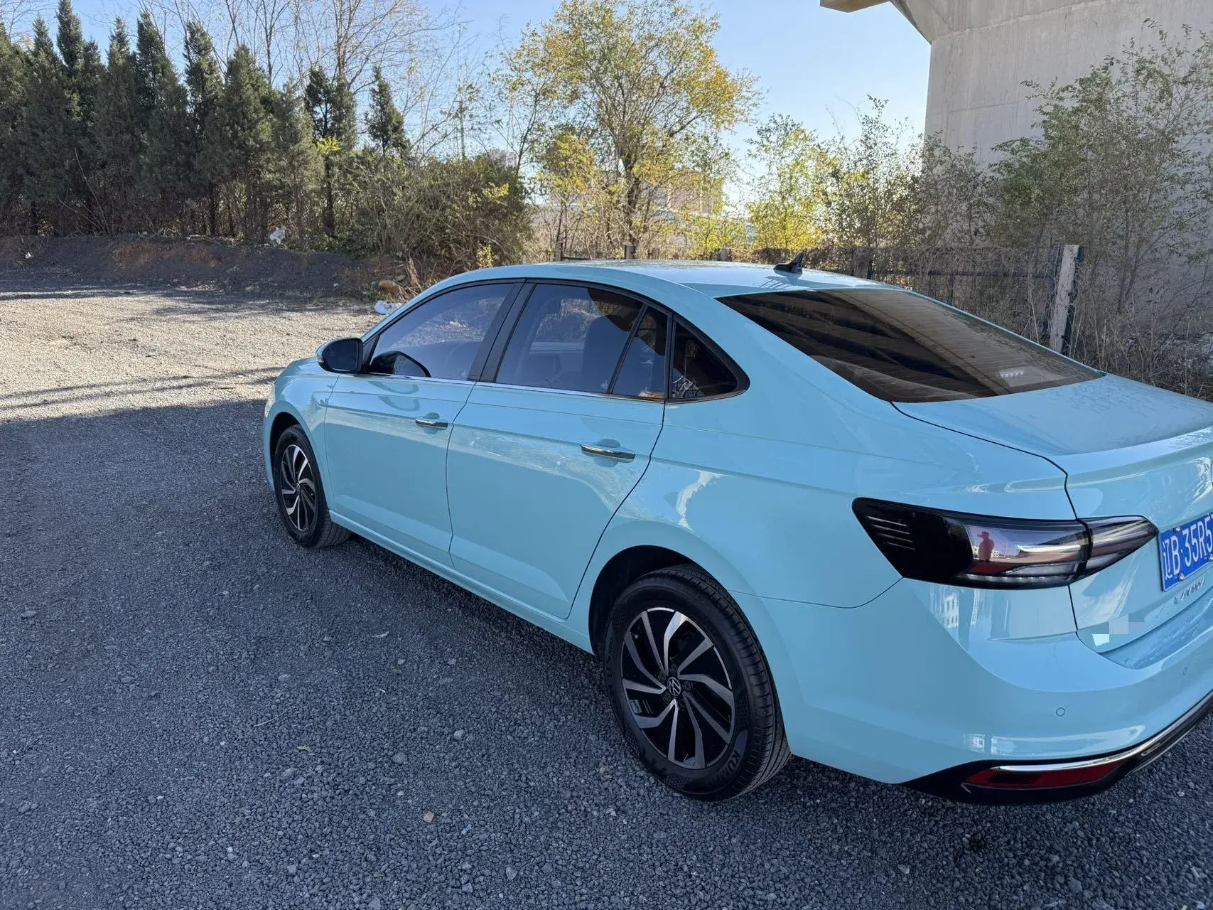 2023 VOLKSWAGEN LAVIDA thumbnail 4