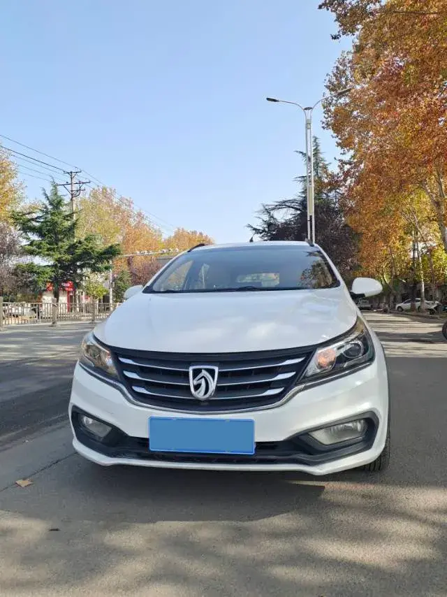 2017 BAOJUN 310W thumbnail 3